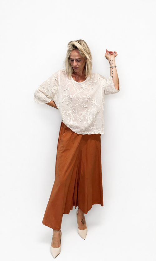 GINEVRA- blusa in pizzo ricamata